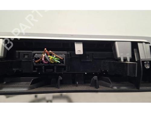 Middle console AUDI A3 Limousine (8YS, 8YM) 35 TDI | BP32510774I22