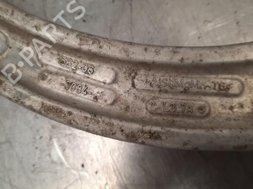 Used Right front suspension arm LAND ROVER DEFENDER Station Wagon (L663) D200 MHEV 4x4 (200 hp) 17564806