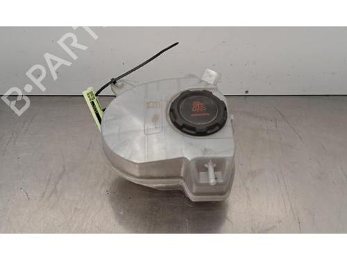 deposito-expansion-audi-a3-sportback-8ya-8yf-2019-32150334 main image