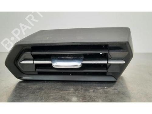 Used Air vent AUDI A3 Sportback (8YA, 8YF) 30 TDI (116 hp) 23608092