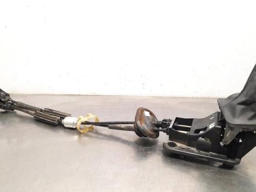 Used Gear lever CITROËN C3 III Van (SX_, SY_) BlueHDi 100 (102 hp) 23589850