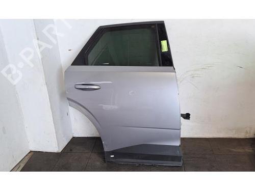 Used Right rear door PEUGEOT 308 III (FB_, FH_, FP_, F3_, FM_) PureTech 130 (FPHNSL, FPHNST) (131 hp) 28483805