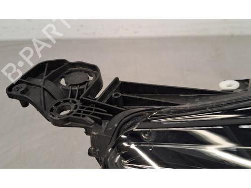 Right headlight PEUGEOT 308 II (LB_, LP_, LW_, LH_, L3_) 1.6 BlueHDi 120 | BP29195572C29 