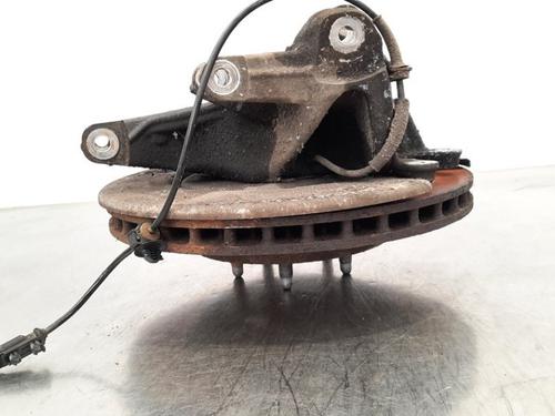 Left rear steering knuckle TESLA MODEL S (5YJS) 70D AWD | BP20692754M27 
