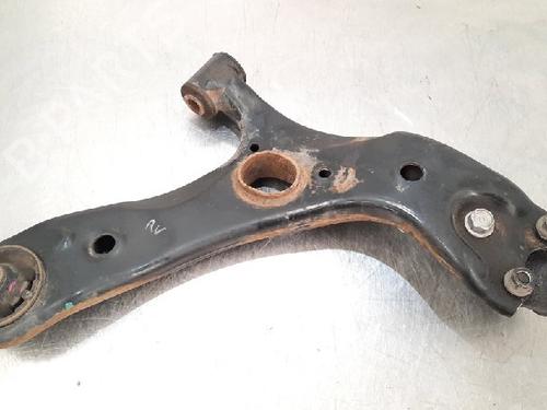 Right front suspension arm TOYOTA AURIS (_E18_) 1.3 Dual-VVTi (NRE180_, NRE180R) | BP10886441M13 