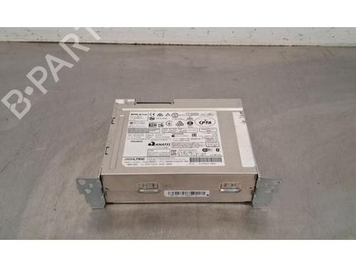 Used Radio BMW 1 (F40) 118 i (140 hp) 29701187