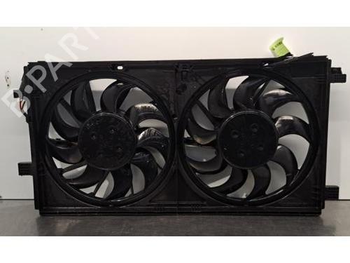 Used Radiator fan VOLVO XC40 (536) Recharge AWD (408 hp) 30924356