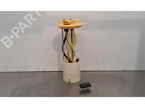 Used Fuel pump RENAULT ALASKAN 2.3 dCi 163 4x4 (U3MB) (163 hp) 32510950