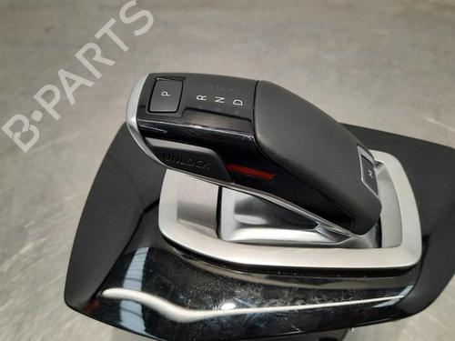 Gear lever PEUGEOT 2008 II (UD_, US_, UY_, UJ_, UR_, UC_) 1.5 BlueHDI 130 | BP15039521M90 