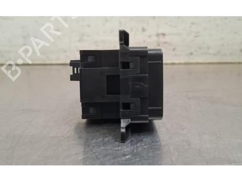 Switch BMW X6 (E71, E72) xDrive 30 d | BP38157888I30 - Image 3