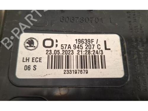 Left taillight SKODA KAROQ (NU7, ND7) 2.0 TDI | BP39418130C34 - Image 4