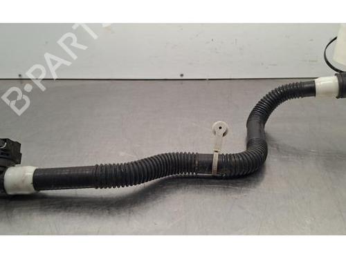 Tuyau TESLA MODEL Y (5YJY) Long Range All-wheel Drive (514 hp) 31633746