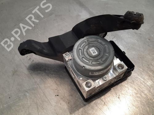 Used ABS pump BMW 2 Gran Coupe (F44) 216 d (116 hp) 11231740