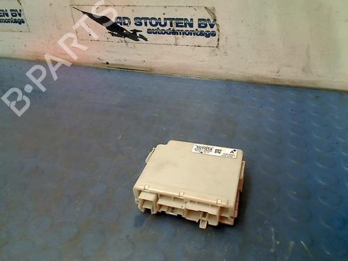 Used Fuse box TOYOTA VERSO S (_P12_) 1.33 (NSP120_) (99 hp) 12824782