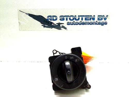 Used Headlight switch MERCEDES-BENZ CITAN Box Body/MPV (W415) 109 CDI (415.601, 415.603, 415.605) (90 hp) 11304571