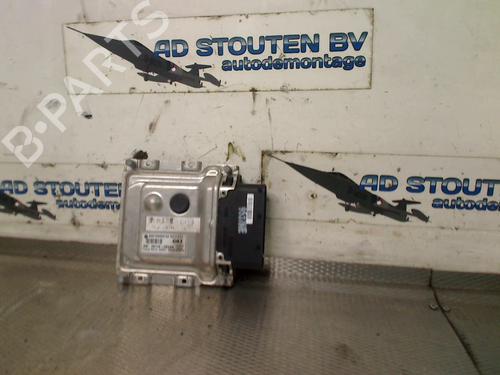 Used Engine control unit (ECU) HYUNDAI i30 (GD) 1.4 (99 hp) 30095806