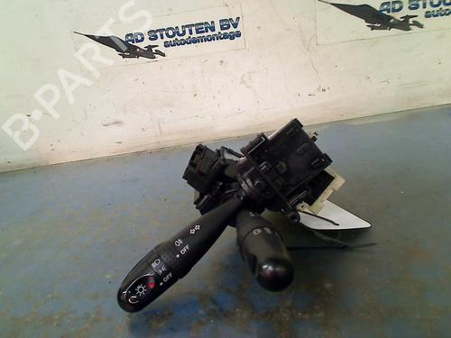 Used Steering column stalk SUZUKI SWIFT III (MZ, EZ) 1.3 (RS413, ZC11S) (92 hp) 17121144