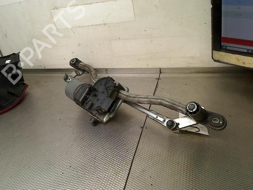 front-wipers-mechanism-alfa-romeo-giulietta-940_-2010-2011-2012-2013-2014-2015-2016-2017-2018-2019-2020-31851335 main image