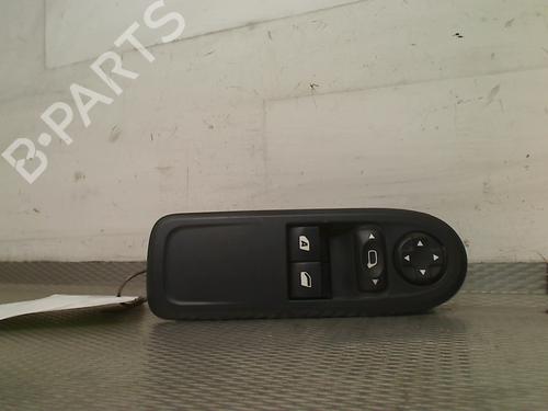 Used Left front window switch CITROËN C3 II (SC_) 1.6 HDi (92 hp) 31800580