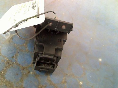 Switch BMW 1 (E87) 118 i | BP16051887I30 