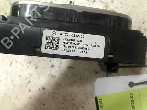 Switch MERCEDES-BENZ GLA (H247) GLA 200 d (247.712) | BP11322016I30 