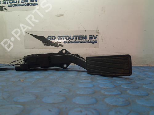 Used Pedal OPEL AGILA B (H08) 1.2 (F68) (86 hp) 13126485