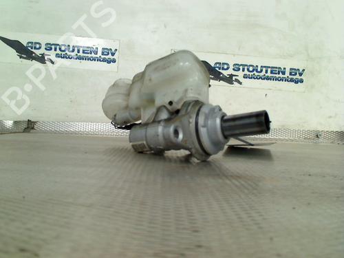 Used Brake master cylinder SUZUKI KIZASHI (FR) 2.4 4x4 (A6B424) (178 hp) 28491443