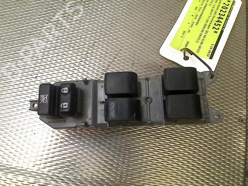 Pulsantiera anteriore sinistra Pulsantiera anteriore sinistra TOYOTA RAV 4 III (_A3_) 2.0 4WD (ACA30_, ACA30R) (152 hp) 33869148 33869148