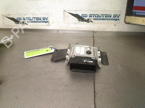 Computer motormanagement HYUNDAI i30 Estate (FD) 1.4 (109 hp) 28140392