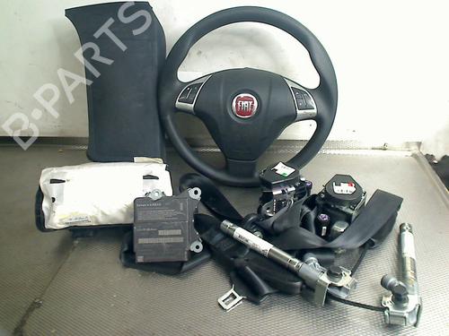 Used Airbag Kit FIAT PUNTO (199_) 0.9 (101 hp) 33052148