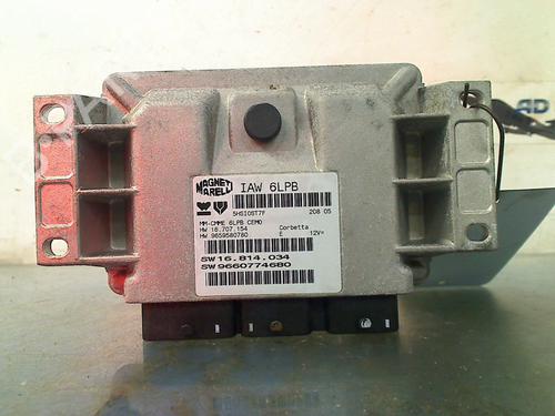 Used Engine control unit (ECU) Engine control unit (ECU) 39561532 39561532