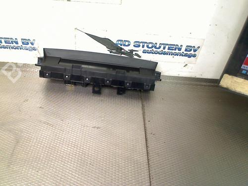 Afficheur MAZDA 6 Hatchback (GH) 2.0 MZR-CD (GH14) (140 hp) 28690681