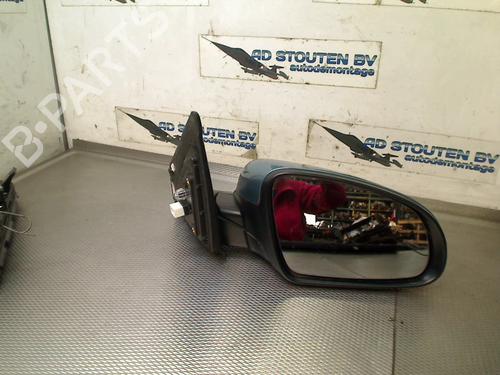 Used Right mirror HYUNDAI KONA (OS, OSE, OSI) EV (204 hp) 31127794