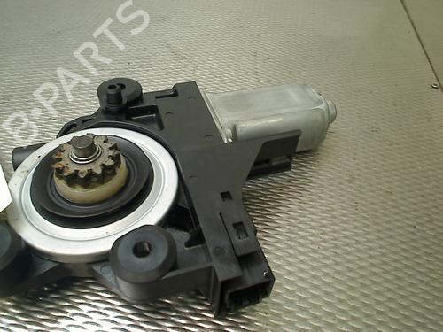 Right front window motor VOLVO V70 III (135) 2.0 GDI | BP32041237E20  - Image 5