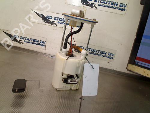 Used Fuel pump HYUNDAI ix35 (LM, EL, ELH) 1.6 (135 hp) 30851054