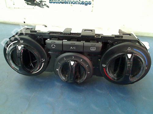 Climate control PEUGEOT 208 I (CA_, CC_) 1.2 VTI 82 | BP11327506I5
