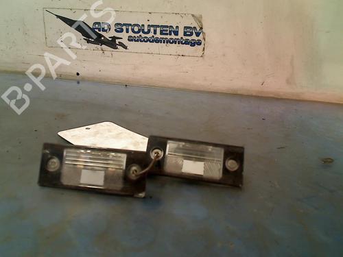 Used Licence plate light VW TIGUAN (5N_) 1.4 TSI 4motion (150 hp) 13127219