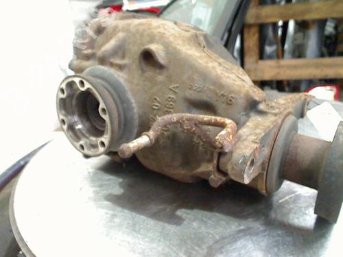 Differenziale posteriore BMW 6 (E63) 630 i (258 hp) 31327378