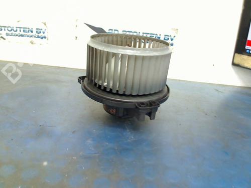 Heater blower motor TOYOTA AVENSIS Estate (_T25_) 2.0 D-4D (CDT250_, CDT250R) | BP19641409M62 