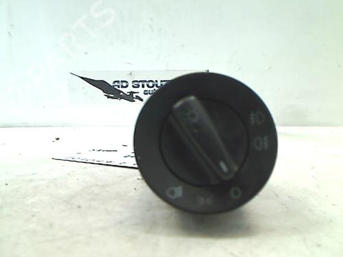 Used Headlight switch SKODA ROOMSTER (5J7) 1.4 (86 hp) 11315354