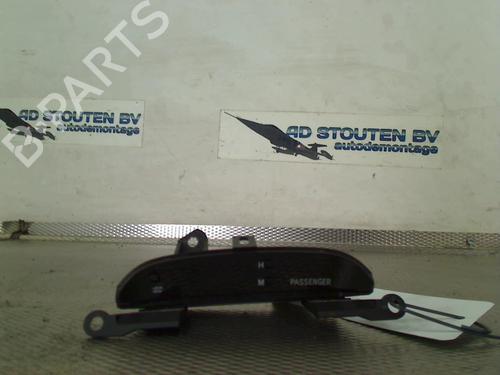 Used Display monitor TOYOTA CELICA Coupe (_T23_) 1.8 16V VT-i (ZZT230_, ZZT230) (143 hp) 31040009