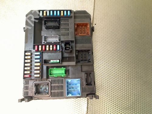 Fuse box PEUGEOT 2008 I (CU_) 1.2 THP 130 / PureTech 130 | BP30742726E1 