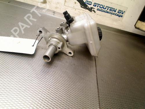 Brake master cylinder FORD FIESTA VII (HJ, HF) 1.0 EcoBoost | BP29932689M77 