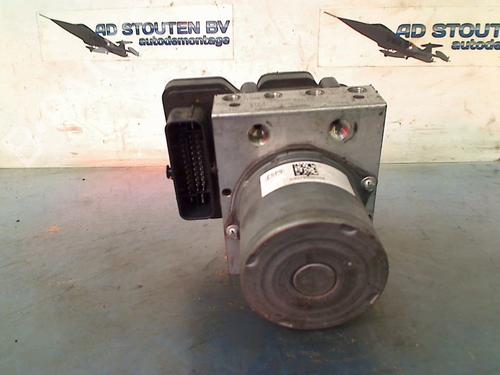 Used ABS pump MERCEDES-BENZ SPRINTER 3,5-t Bus (B906) 319 CDI / BlueTEC 4x4 (906.731, 906.733, 906.735) (190 hp) 17139192
