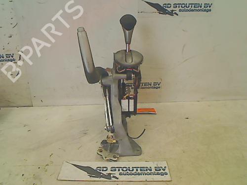 Used Gear lever HONDA CIVIC VIII Saloon (FD, FA) 1.3 IMA (FA3, FD3) (95 hp) 11302118