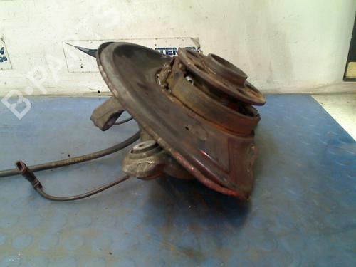 Left rear steering knuckle MERCEDES-BENZ C-CLASS (W204) C 63 AMG (204.077) | BP13720357M27 