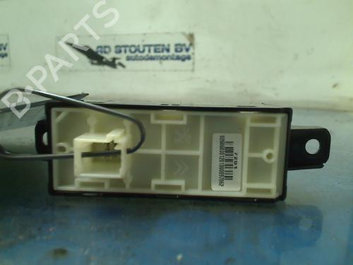 Switch PEUGEOT 208 I (CA_, CC_) 1.2 VTI 82 | BP13359312I30 