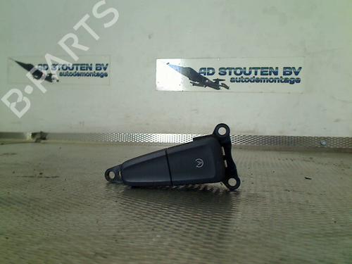 Switch FORD FOCUS III Turnier 1.0 EcoBoost | BP29158036I30 