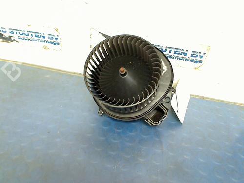 Used Heater blower motor BMW 1 (F20) 118 i (136 hp) 21287240