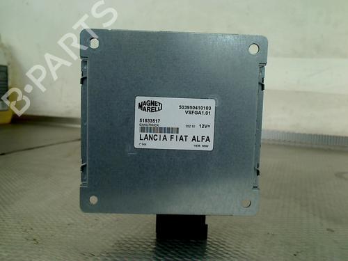 Used Comfort control module Comfort control module FIAT 500 (312_) 1.2 (312AXA1A) (69 hp) 33817916 33817916